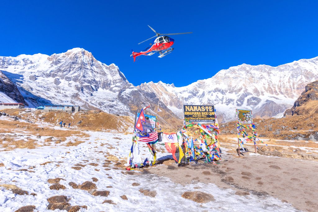 annapurna helicopter tour